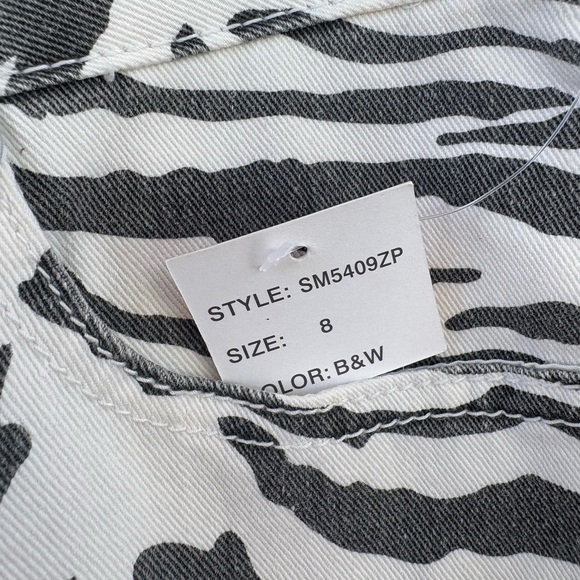 V Cristina Black and White Zebra-Print Straight Jeans - Picture 9 of 12